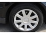 Volkswagen Passat 1.6 Turijn Climate control, Trekhaak, Elektrische ramen, Cruise control, Lichtmetalen wielen