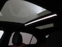 Mercedes-Benz C-klasse 180 AMG Line / Stoelverwarming / Achteruitrijcamera / Night-Pakket / Panaroma-schuifdak / Sfeerverlichting /