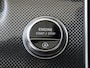 Mercedes-Benz C-klasse 180 AMG Line / Stoelverwarming / Achteruitrijcamera / Night-Pakket / Panaroma-schuifdak / Sfeerverlichting /