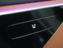 Mercedes-Benz C-klasse 180 AMG Line / Stoelverwarming / Achteruitrijcamera / Night-Pakket / Panaroma-schuifdak / Sfeerverlichting /