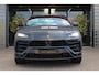 Lamborghini Urus 4.0 V8 | Grigio Telesto, Keramisch, Bang&Olufsen, Massage, Carbon in/exterieur, Nachtzicht, Panoramadak, Trekhaak