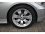 BMW 3-Serie Touring 325i High Executive AIRCO NAVI PDC LEER