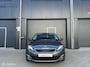 Peugeot 308 1.2 PureTech Allure Pano | Led | Grote Navi