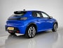 Peugeot e-208 EV GT 51 kWh 156 pk | Navigatie | Panoramadak | Achteruitrijcamera | Alcantara Bekleding | Verwarmde Sportstoelen | Full-LED Koplampen | Keyless Entry/Start | Dodehoek Detectie | Adaptieve Cruise Control | 17" Lichtmetalen Velgen | Apple Carplay/Android Auto |