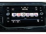 Volkswagen T-Roc 1.5 TSI Sport Afn. Trekhaak | Virtual Cockpit | Stoelverw. | Carplay | Clima | Adapt. Cruise | LED | Camera | 17" LMV | PDC V+A