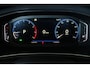 Volkswagen T-Roc 1.5 TSI Sport Afn. Trekhaak | Virtual Cockpit | Stoelverw. | Carplay | Clima | Adapt. Cruise | LED | Camera | 17" LMV | PDC V+A