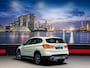 BMW X1 sDrive20i High Executive |Panorama|Trekhaak|LED