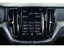 Volvo XC60 2.0 D4 Momentum Pro / LED / Pilot assist / Trekhaak / CarPlay / Navi