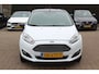 Ford Fiesta 1.0 White Edition / Nieuw distr.riem!! / Trekhaak / Navigatie / 15'' / Getint glas / Bluetooth / Radio / Airco