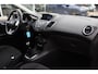 Ford Fiesta 1.0 White Edition / Nieuw distr.riem!! / Trekhaak / Navigatie / 15'' / Getint glas / Bluetooth / Radio / Airco