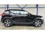 Volvo XC40 2.0 B4 R-Design Pano| Blis|Keyless|R-Camera|Full