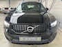 Volvo XC40 2.0 B4 R-Design Pano| Blis|Keyless|R-Camera|Full