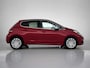 Peugeot 208 Allure 110 pk | Navigatie | Panoramadak | Parkeersensoren Achter | LED Dagrijverlichting | Lederen Stuurwiel | Bluetooth | Start/Stop Systeem | Climate Control | Cruise Control | 16" Lichtmetalen Velgen | Buitenspiegels Elektrisch Verstel -en Verwarmbaar |