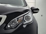 Peugeot 2008 SUV Allure 110 pk Automaat | Navigatie | Panoramadak | Achteruitrijcamera | Parkeersensoren Achter | Lederen Bekleding | Trekhaak | LED Dagrijverlichting | Climate Control | Cruise Control | 16" Lichtmetalen Velgen | Apple Carplay/Android Auto |