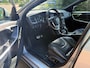 Volvo V60 2.4 D6 AWD Plug-In Hybrid R-Design / Navi / Camera / NAP / Airco