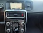 Volvo V60 2.4 D6 AWD Plug-In Hybrid R-Design / Navi / Camera / NAP / Airco