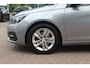 Peugeot 308 SW 1.2 PureTech Blue Lease Exe. / Panoramadak / Navigatie / Parkeerhulp V+A / 16'' / DAB / Cruise Control