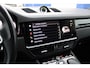 Porsche Cayenne Coupé 3.0 E-Hybrid SportDesign 462pk Krijt Pano SoftClose Head-up Stoelventilatie Bose Trekhaak ACC 360-camera