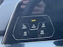 Volkswagen Golf 1.5 eTSI R-Line PANO*CAMERA*ACC*NAVI*PDC*