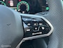 Volkswagen Golf 1.5 eTSI R-Line PANO*CAMERA*ACC*NAVI*PDC*