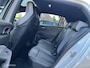 Volkswagen Golf 1.5 eTSI R-Line PANO*CAMERA*ACC*NAVI*PDC*
