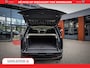 Land Rover Range Rover P550e | NIGHT | GARANTIE TOT 14-03-2029 | HEAD-UP | ACHTERAS BESTURING | SOFT CLOSE | PHEV | 23 INCH VELGEN | PANORAMADAK | STUURVERWARMING | STOEL KOELING | Fabrieksgarantie tot 14-03-2029 – Geniet van gemoedsrust met uitgebreide dekking tot deze datum. GZK-71-D