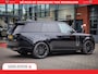 Land Rover Range Rover P550e | NIGHT | GARANTIE TOT 14-03-2029 | HEAD-UP | ACHTERAS BESTURING | SOFT CLOSE | PHEV | 23 INCH VELGEN | PANORAMADAK | STUURVERWARMING | STOEL KOELING | Fabrieksgarantie tot 14-03-2029 – Geniet van gemoedsrust met uitgebreide dekking tot deze datum. GZK-71-D