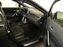 Toyota Corolla Cross Hybrid 200 Executive Toyota Corolla Cross 2.0 High Power Hybrid Executive  Panoramadak, Apple carplay & Android auto Snel leverbaar