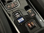 Mitsubishi Outlander 2.4 PHEV Intense | Trekhaak | Carplay | Camera | Stoelverwarming | Keyless | LED | 18"LM Velgen |