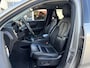 Volvo XC40 1.5 T5 Plug-in hybrid Ultimate Bright | Adaptieve Cruise Control met dodehoek detectie | Donker getint glas achter | Reservewiel