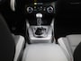 Ford Focus 1.0 EcoBoost Hybrid Connected | Cruise Control | Airco | Apple Carplay/ Android Auto | lichtmetalen velgen 16" |
