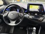 Toyota C-HR 1.8 Hybrid Bi-Tone Plus | Trekhaak, Dodehoekherkenning, Stoel + Stuurverwarming, Parkeersensoren, Navigatie, Keyless, 18inch