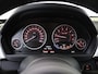 BMW 3-Serie 320i M Sport | Sportstoelen | Alcantara | Full LED | Navigatie | Climate control | Bluetooth | Parkeerhulp | Cruise control