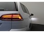 Volkswagen Golf Variant 1.5 TSI Highline Business R-Line 2018 Panoramadak | Carplay | Virtual dashboard | DSG | Navigatie | Xenon LED | Massagestoel | Alcantara | Bluetooth | PDC | Stoelverwarming | Dealeronderhouden