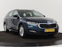 Skoda Octavia 1.0 TSI Business Edition | Stoelverwarming | Camera | Carplay | Full LED | Navigatie | Parkeerhulp | Climate control | Cruise control