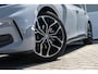 Volkswagen ID.3 204pk Pro Business 59 kWh | Steunhaak | 20" Velgen