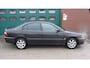 Toyota Avensis 2.0-16V Linea Sol