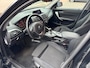 BMW 1-Serie 118i Sportline AUT LED Navi H/Kardon Stoelvw PDC