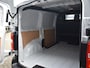 Citroën Jumpy 2.0 BlueHDI 145 L2 | Cruise control | Geïsoleerde comfort scheidingswand met vaste ruit | Navigatiesysteem| Cruise control | Geïsoleerde comfort scheidingswand met vaste ruit | Navigatiesysteem
