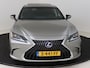 Lexus ES 300h Preference Line Limited | Sunroof | Elektrische Stoelen | Apple Carplay & Android Auto |