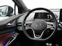 Volkswagen ID.4 First Max 77 kWh | Panoramadak | Apple Carplay | Achteruitrij camera | Parkeersensoren voor en achter | Navigatie |