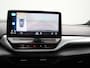 Volkswagen ID.4 First Max 77 kWh | Panoramadak | Apple Carplay | Achteruitrij camera | Parkeersensoren voor en achter | Navigatie |