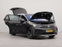 Volkswagen ID.4 First Max 77 kWh | Panoramadak | Apple Carplay | Achteruitrij camera | Parkeersensoren voor en achter | Navigatie |