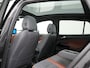 Volkswagen ID.4 First Max 77 kWh | Panoramadak | Apple Carplay | Achteruitrij camera | Parkeersensoren voor en achter | Navigatie |