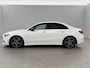 Mercedes-Benz A-klasse 180 AMG Pano Sfeer Virtual Camera LED Clima Cruise Navi PDC 18''LMV