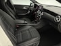 Mercedes-Benz A-klasse 180 Ambition Automaat Airco LED Cruise PDC 18"LMV