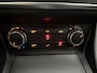 Mercedes-Benz A-klasse 180 Ambition Automaat Airco LED Cruise PDC 18"LMV