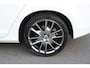 Volvo S60 1.6 T4 180PK NAVIGATIE - TREKHAAK - PDC - 18" VELGEN
