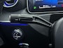 Mercedes-Benz C-klasse 300 e AMG Line | Lichtmetalen velgen | Panoramadak | Navigatie | 360 grade camera | Parking support | Inclusief 24 maanden MB Certified garantie voor Europa.