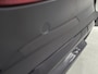 Mercedes-Benz C-klasse 300 e AMG Line | Lichtmetalen velgen | Panoramadak | Navigatie | 360 grade camera | Parking support | Inclusief 24 maanden MB Certified garantie voor Europa.